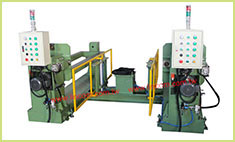 Robot Welder & NC Positioner. The positioner turns precisely, it is specially designed for automatic welding machines use.